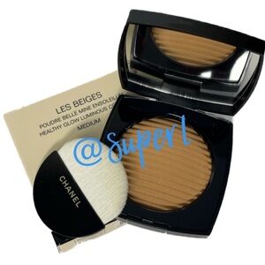 CHANEL Les Beiges Healthy Glow Foundation Luminous Colour Medium